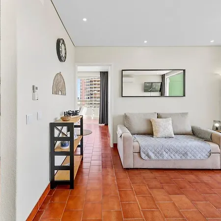 Vista Mar 7 Апартаменты *